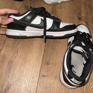 MAKE OFFERS Nike dunks